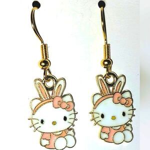 Beautiful kitty dangle earrings for girls and women